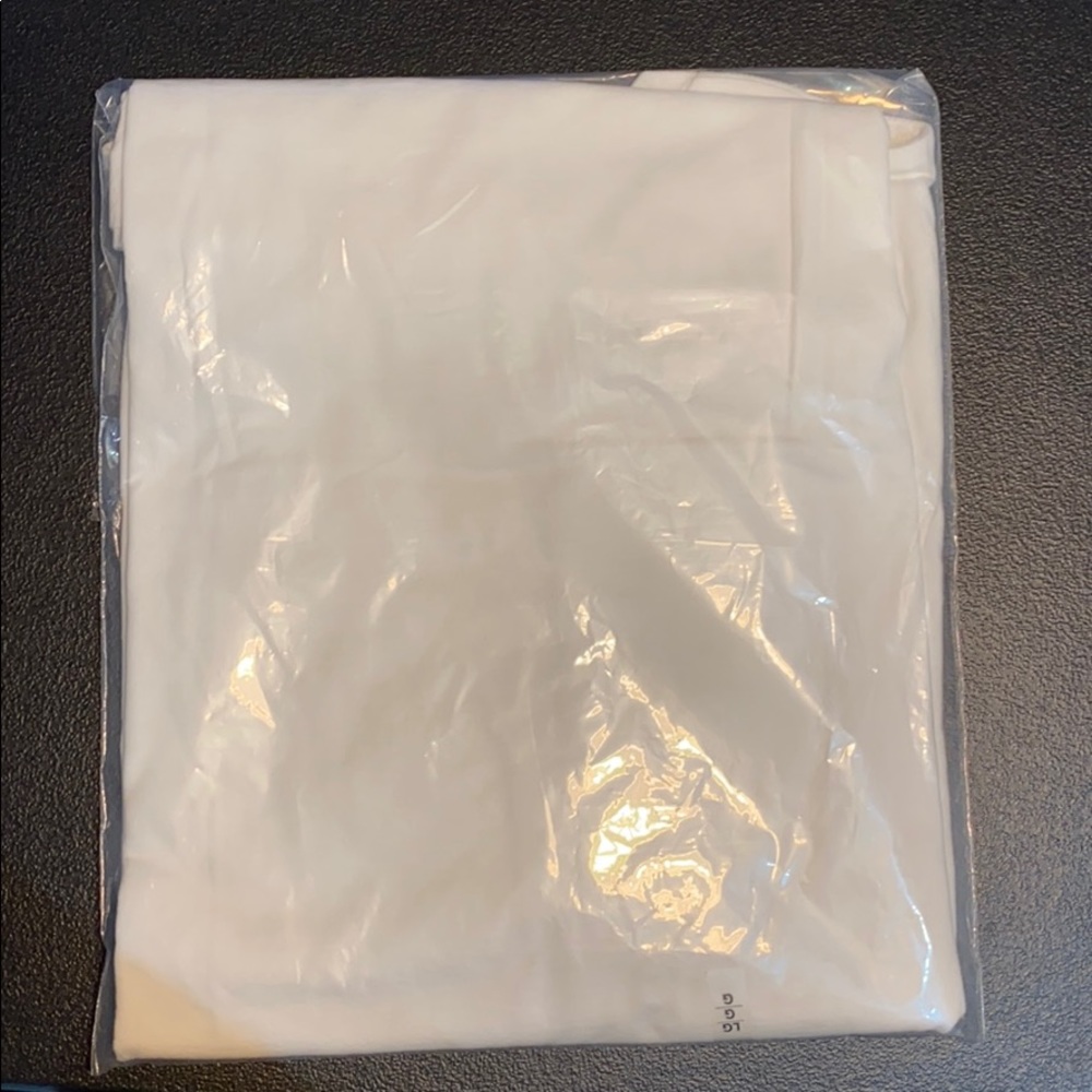 🍃SALE🍃 Under Armour Project Rock Men White Tee Bull Athletic Size 1347699 100 - Picture 3 of 3